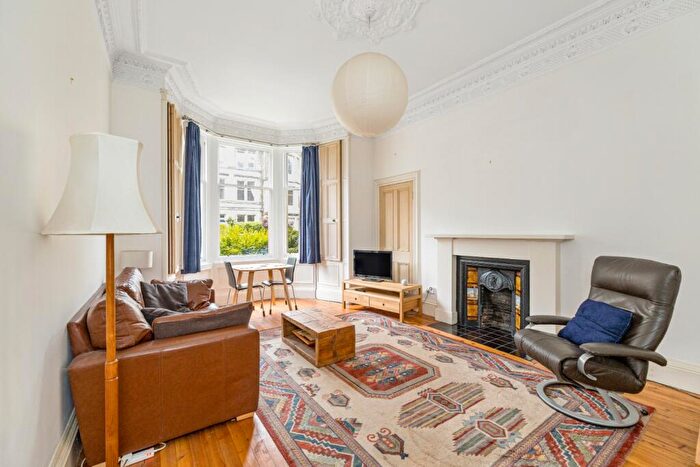 2 Bedroom Flat To Rent In Thirlestane Road, Marchmont, Edinburgh, EH9