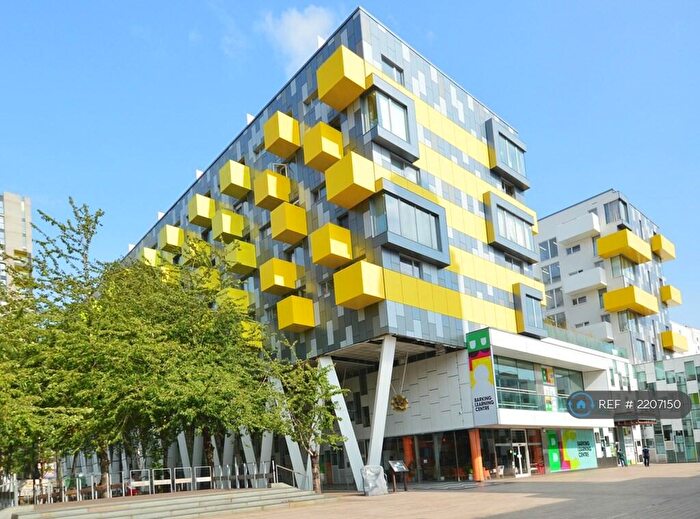 2 Bedroom Flat To Rent In Schrier, Barking, IG11