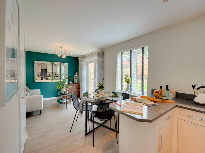 4 Bedroom Detached House For Sale In Glenvale Park, Niort Way, Wellingborough, NN8