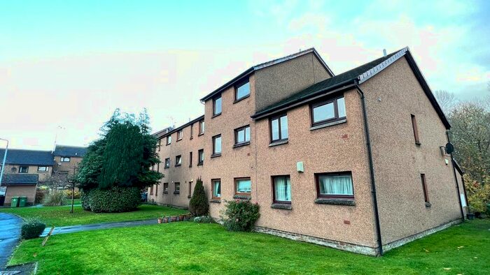 2 Bedroom Flat To Rent In Fortingall Place, Kelvindale, Glasgow G12