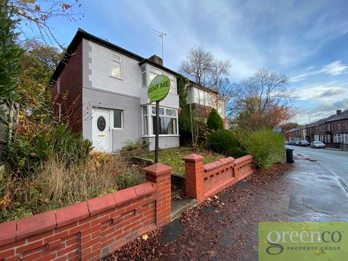 3 Bedroom Semi-Detached House To Rent In Park Road, Bolton, BL1