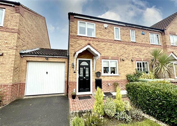 2 Bedroom End Of Terrace House For Sale In Ashley Way, Balsall Common, Coventry, West Midlands, CV7