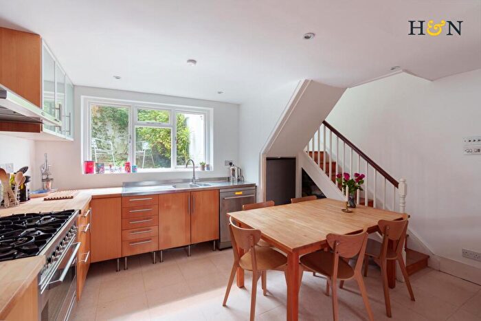 2 Bedroom Town House For Sale In Queens Gardens, Brighton, BN1 - Photo 8