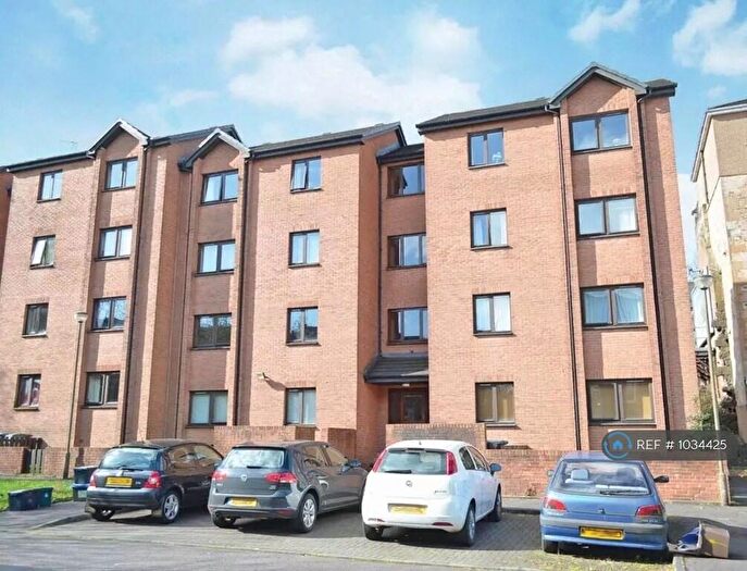 2 Bedroom Flat To Rent In Wallace Court, Stirling, FK8