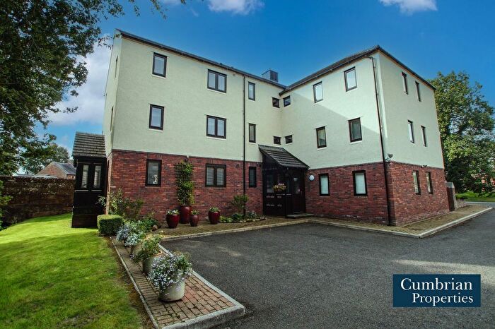 2 Bedroom Flat For Sale In Waters Meet, Warwick Bridge, Carlisle, CA4