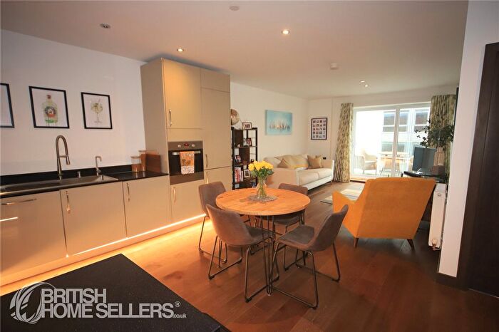 2 Bedroom Flat For Sale In East Station Road, Fletton Quays, Peterborough, Cambridgeshire, PE2