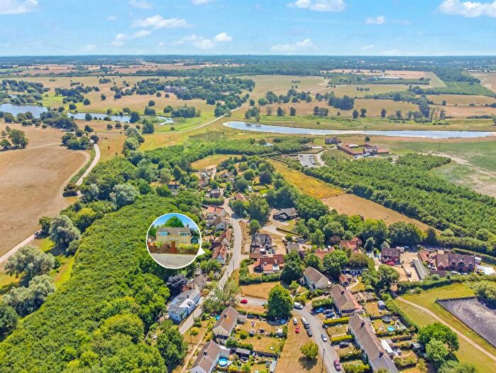 3 Bedroom Detached House For Sale In The Street, Huntingfield, IP19