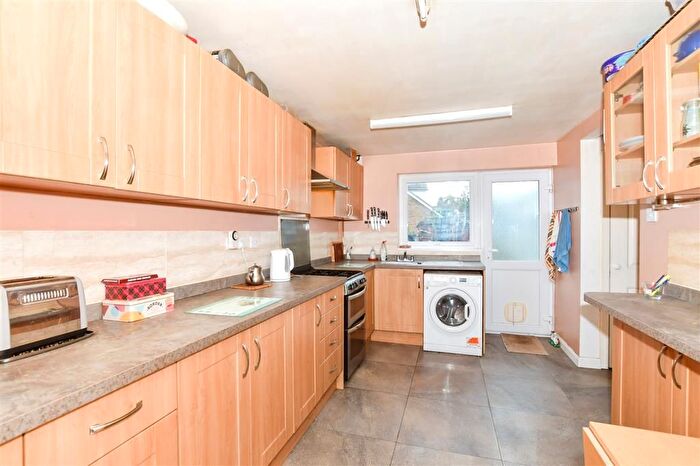 3 Bedroom Terraced House For Sale In Drage Road, East Peckham, Tonbridge, Kent, TN12