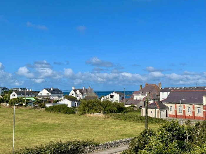 2 Bedroom Flat For Sale In Lon St. Ffraid, Trearddur Bay, Holyhead, LL65