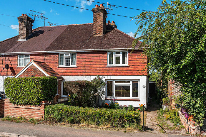 2 Bedroom End Of Terrace House For Sale In Mill Lane, Oxted, Surrey, RH8