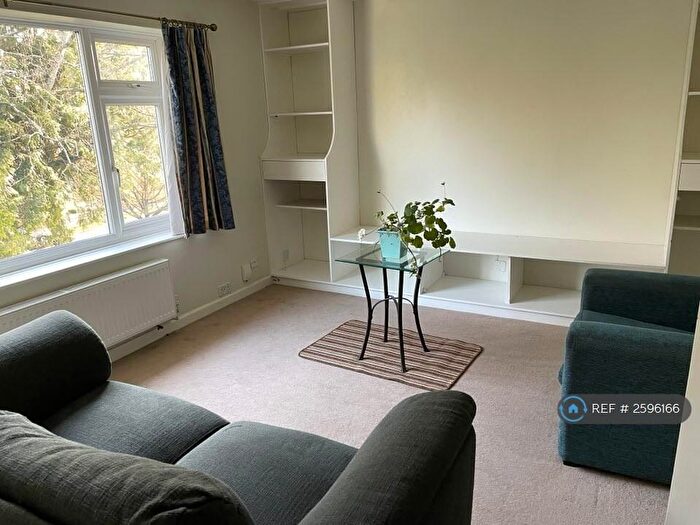 2 Bedroom Flat To Rent In Westwood Road, Southampton, SO17