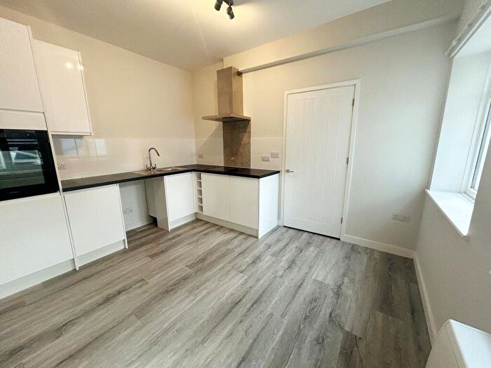 1 Bedroom Flat To Rent In Felixstowe Road, Ipswich, Suffolk, IP3
