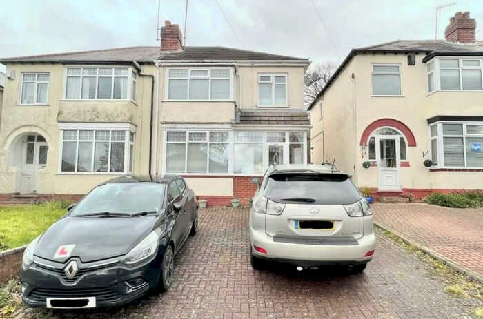 3 Bedroom Semi-Detached House To Rent In Quinton Lane, Quinton, Birmingham, B32