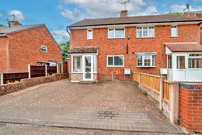 2 Bedroom Semi-detached House For Sale In Lancaster Place, Walsall, WS3