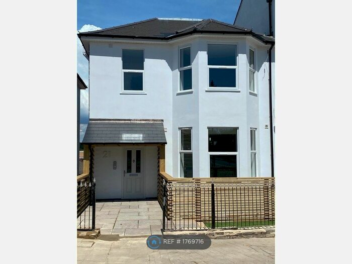 1 Bedroom Flat To Rent In Tregonwell Road, Bournemouth, BH2