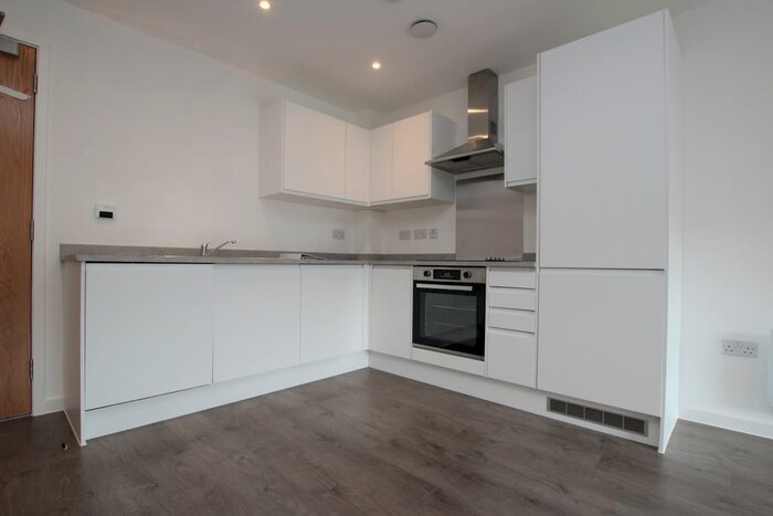 1 Bedroom Flat To Rent In Traffic Street, Nottingham, NG2