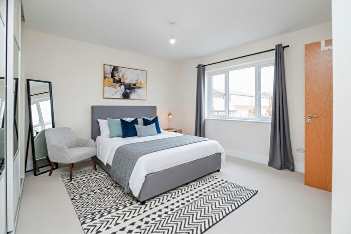 2 Bedroom Flat For Sale In Parchment Close, Mitcham, CR4