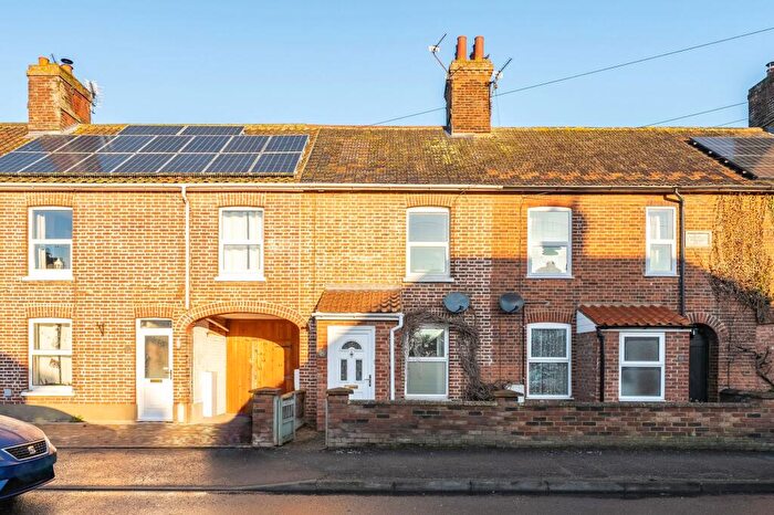 2 Bedroom Terraced House For Sale In Swanton Road, Dereham, NR19
