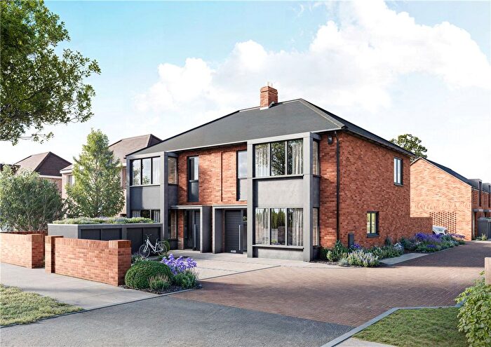 3 Bedroom Semi-Detached House For Sale In Perne Road, Cambridge, CB1