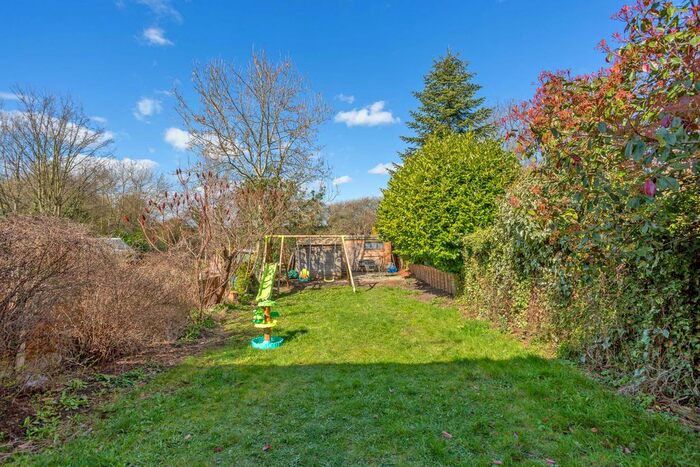 3 Bedroom Semi-Detached House For Sale In Fairfield, Fairburn, North Yorkshire, WF11