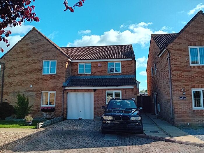 3 Bedroom Semi-Detached House For Sale In Ableton Lane, Severn Beach, South Gloucestershire, BS35
