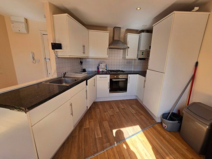 1 Bedroom Flat To Rent In East End Road, London, N2