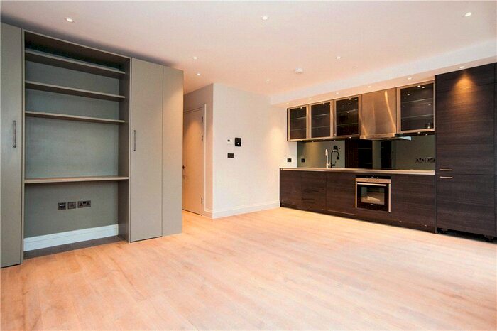 2 Bedroom Flat To Rent In Gray's Inn Road, London, WC1X