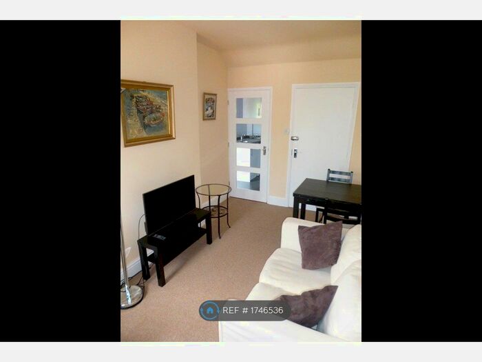 1 Bedroom Flat To Rent In Queens Road, Leicester, LE2