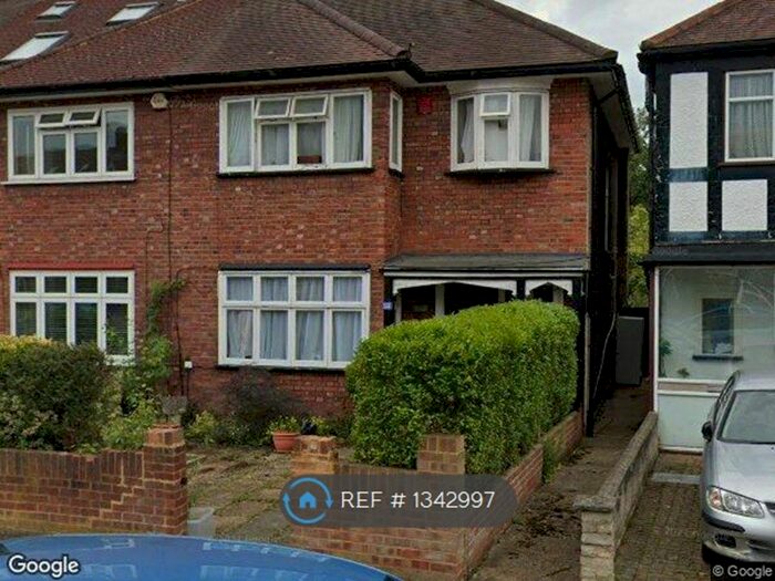 3 Bedroom End Of Terrace House To Rent In Springfield Avenue, London, SW20