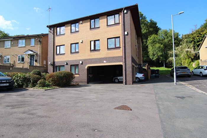 2 Bedroom Flat To Rent In Flat, Caitlin Court, Longreach Grove, Bristol, BS14