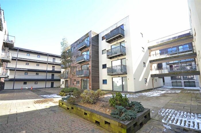 2 Bedroom Apartment To Rent In Advent, Isaac Way, Manchester, M4