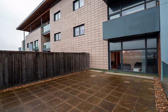 2 Bedroom Flat To Rent In Blast Lane, Sheffield, S2