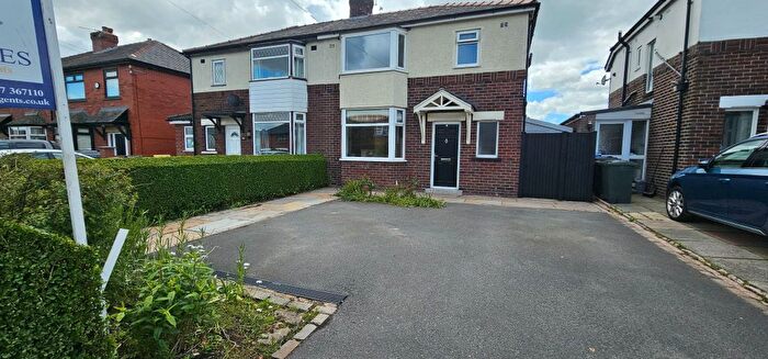 3 Bedroom Semi-Detached House To Rent In Westhoughton Road, Adlington, Chorley, PR7