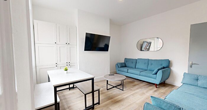 6 Bedroom House To Rent In Cardigan Terrace, NE6