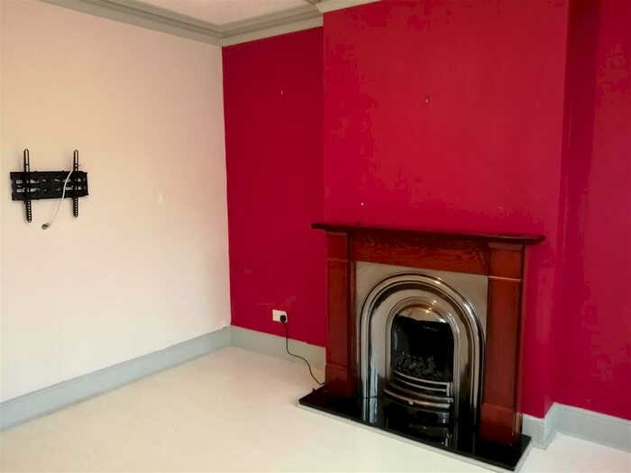 2 Bedroom Terraced House To Rent In Junction Street, Dudley, DY2