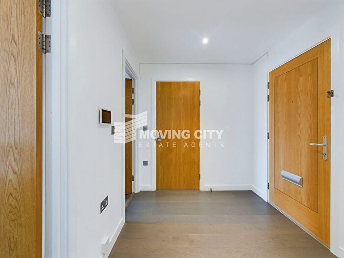 2 Bedroom Flat For Sale In Thonrey Close, Peacon House, NW9