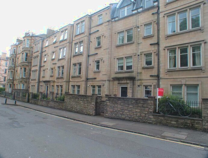 2 Bedroom Flat To Rent In Lauriston Gardens, Edinburgh, EH3