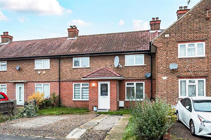 3 Bedroom Terraced House For Sale In Wesley Road, Hayes, UB3