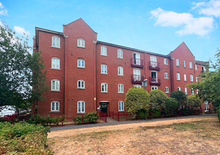 1 Bedroom Flat For Sale In Barnshaw House, Aylesbury, HP21