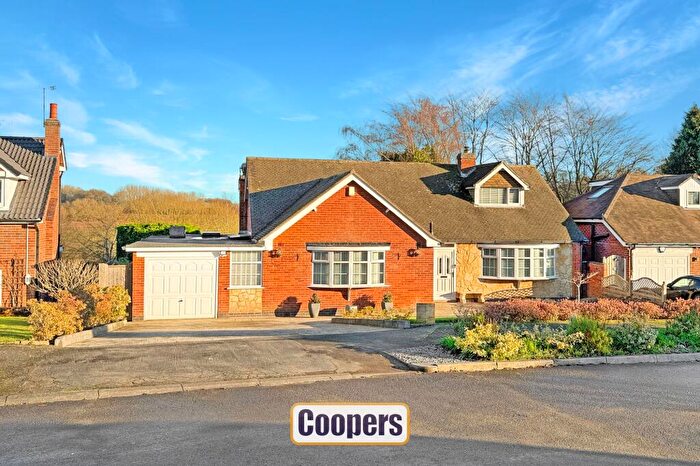 4 Bedroom Chalet For Sale In Stoneleigh Close, Stoneleigh, CV8