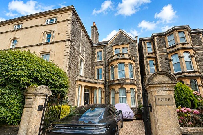 2 Bedroom Apartment To Rent In Upper Belgrave Road, Bristol, Somerset, BS8