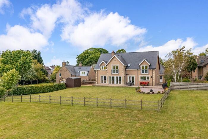 4 Bedroom Detached House For Sale In Oaklands, Clifton Hill, Ednam, TD5
