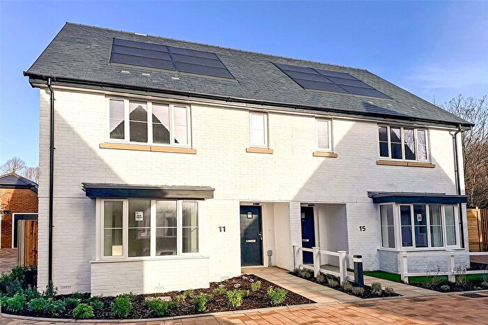 3 Bedroom Semi-Detached House For Sale In Eyebright Lane, Angmering, West Sussex, BN16