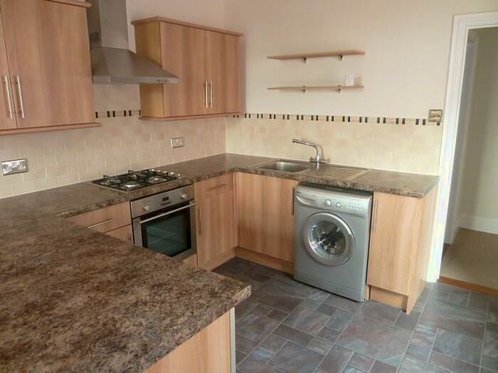 1 Bedroom Flat To Rent In North Street, Emsworth, PO10
