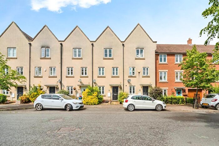 3 Bedroom Terraced House For Sale In St. Helena Avenue, Bletchley, Milton Keynes, MK3