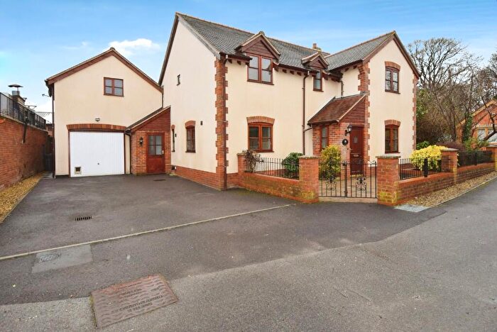 4 Bedroom Detached House For Sale In Abbey Lane, Amesbury, SP4