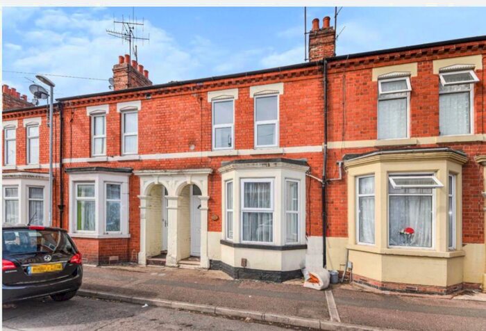 2 Bedroom End Of Terrace House To Rent In Symington Street, Northampton, NN5