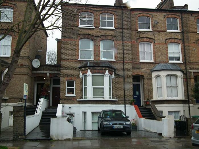 2 Bedroom Flat To Rent In Tufnell Park Road, London, N7