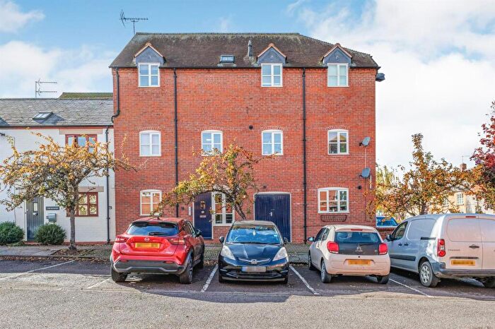 2 Bedroom Flat For Sale In Telegraph Street, Shipston-On-Stour, CV36
