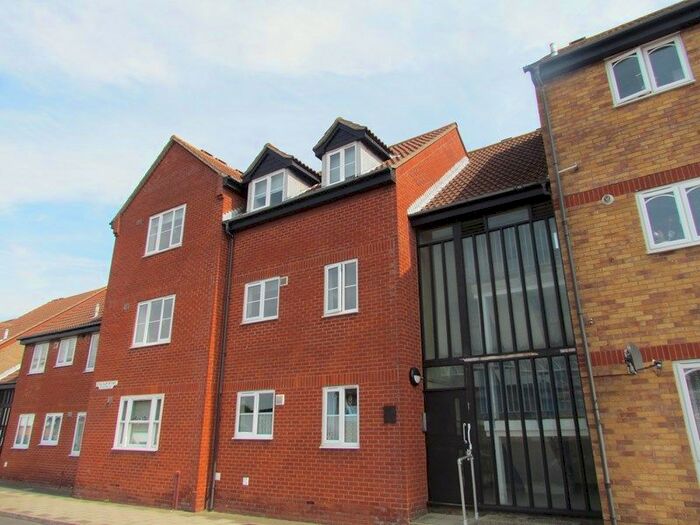 2 Bedroom Flat To Rent In St. Nicholas Court, George Street, Harwich, Essex CO12